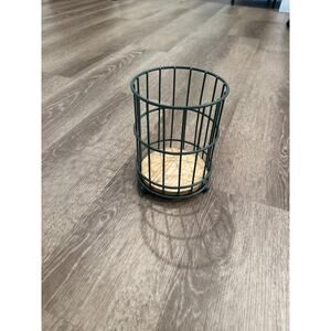 Kitchen utensils holder